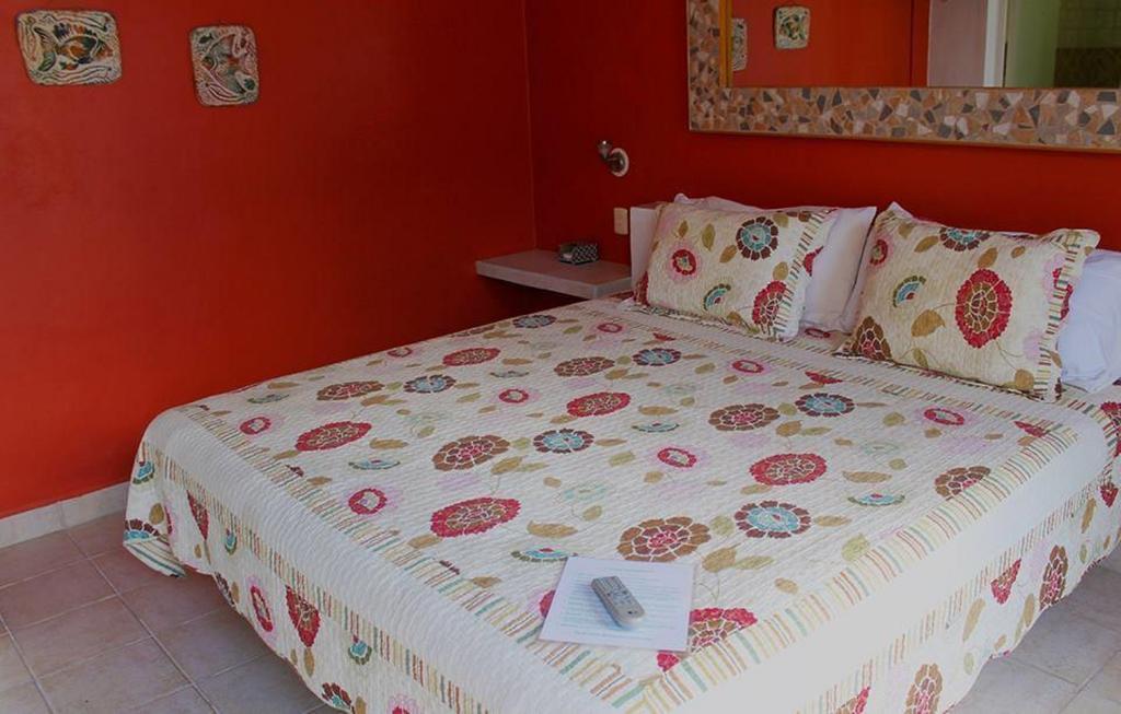 Coral Reef Inn Cozumel Room photo